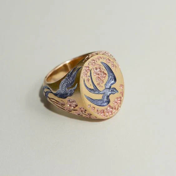 Vintage Hummingbird Ring in Blue