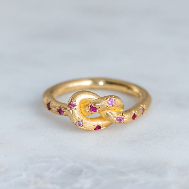 Vintage Ring with Olive Green Zirconia