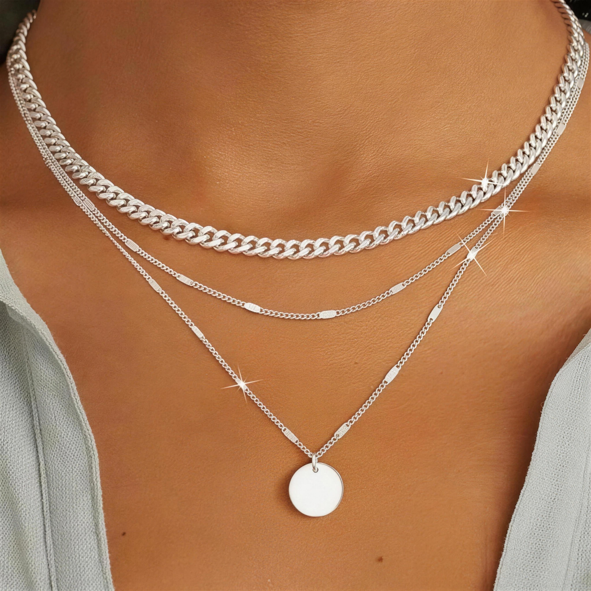 Three-Layer Chain with a Delicate Disc Pendant for Elegant Outfits