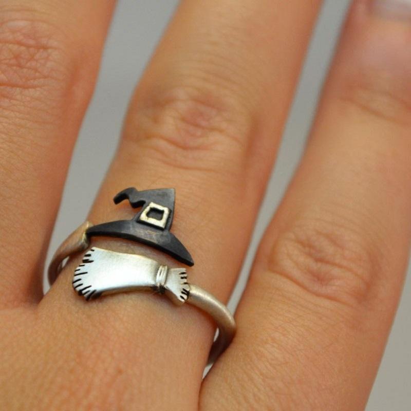 Adjustable Witch Hat Ring