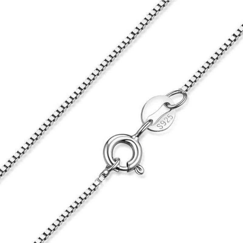Elegant Teardrop Necklace with Sparkling Emerald Zirconia and Delicate Design
