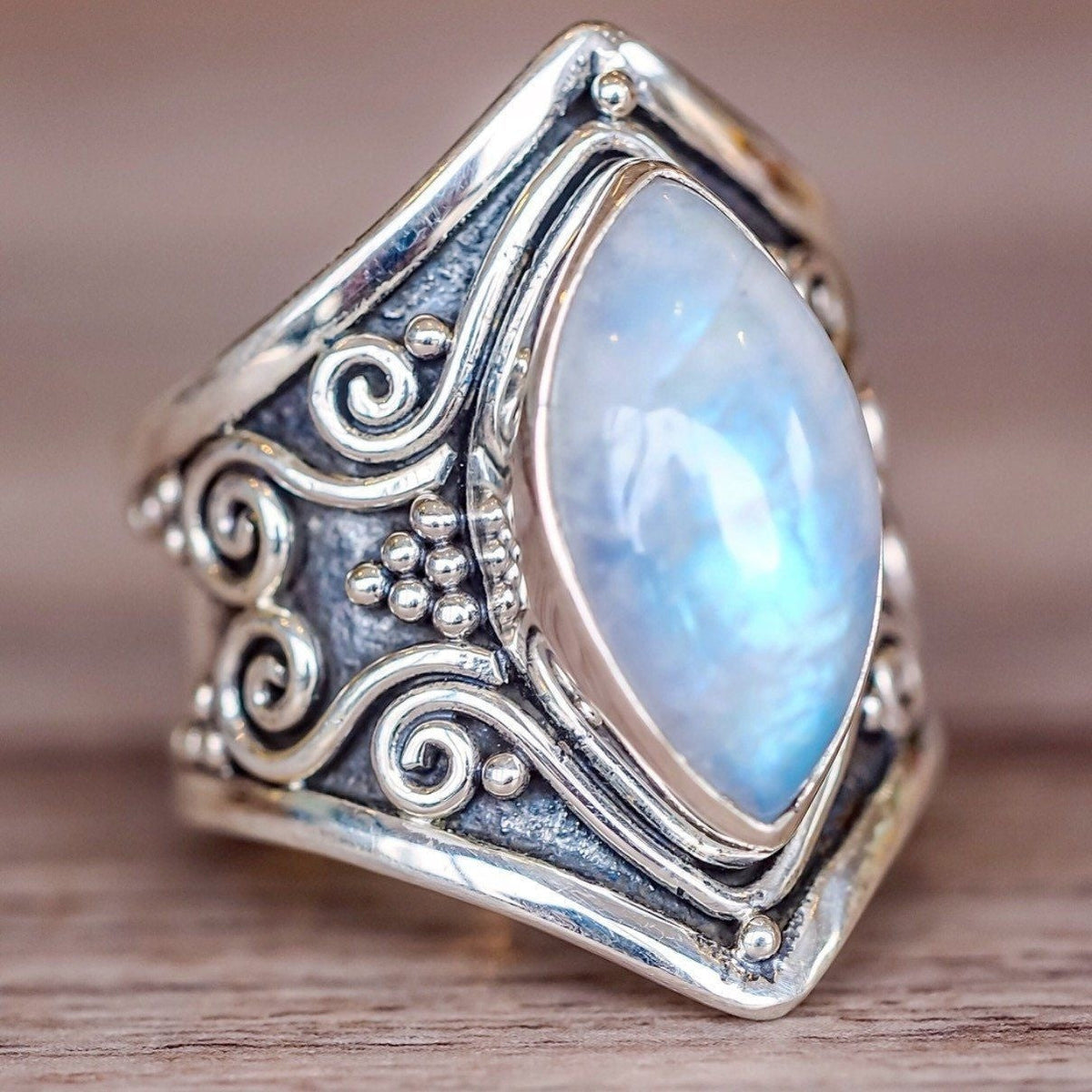 Ring with Moonstone