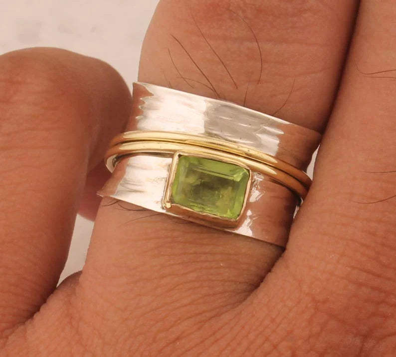 Handcrafted Silver Ring with Peridot Gemstone and Gold Details