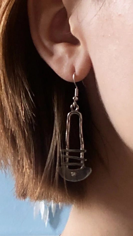 Unconventional geometric earrings with a unique vintage design