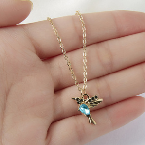 Hummingbird Jewelry Set with Sparkling Gemstone Details for Women