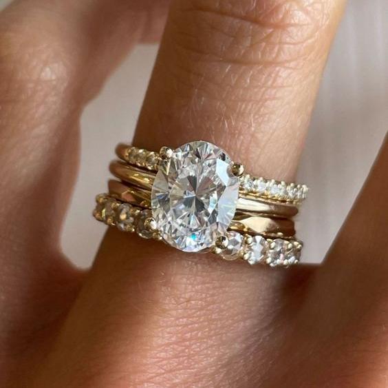 Vintage Ring Set with Sparkling Cubic Zirconia