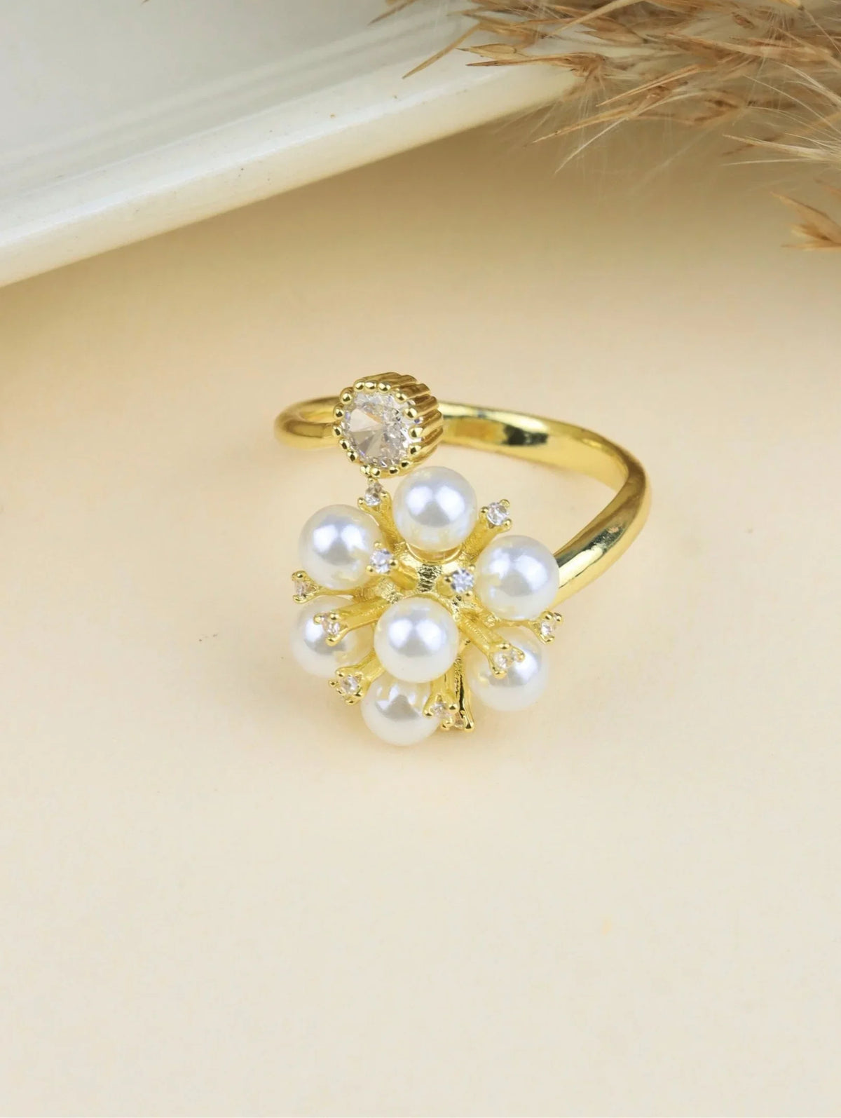 Adjustable Ring with Pearls and Sparkling Crystals