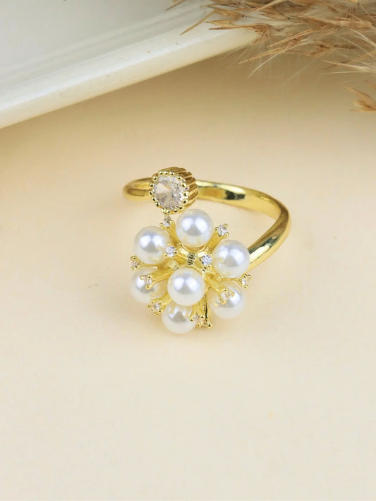 Adjustable Ring with Pearls and Sparkling Crystals