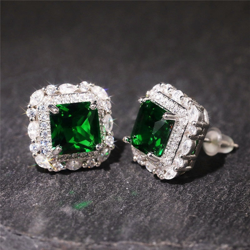 Elegant Emerald Green Zirconia Earrings with Sparkling Setting