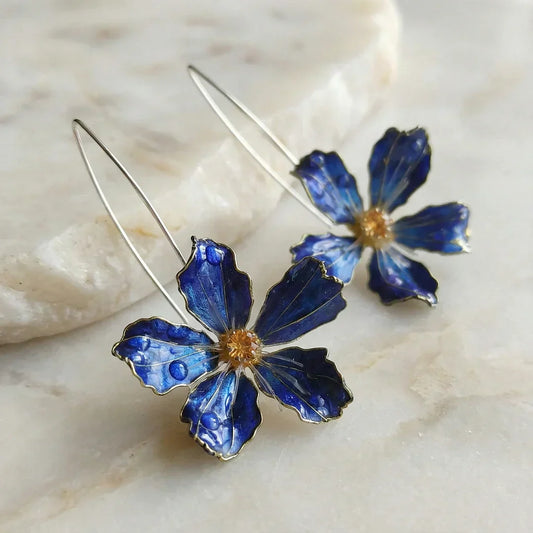 Elegant Blue Flower Earrings with Water Droplet Details
