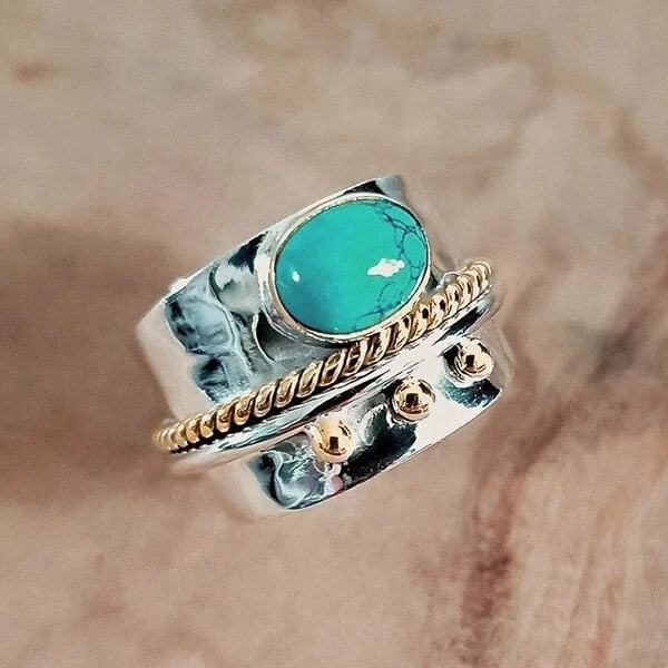 Vintage Ring with Sapphire