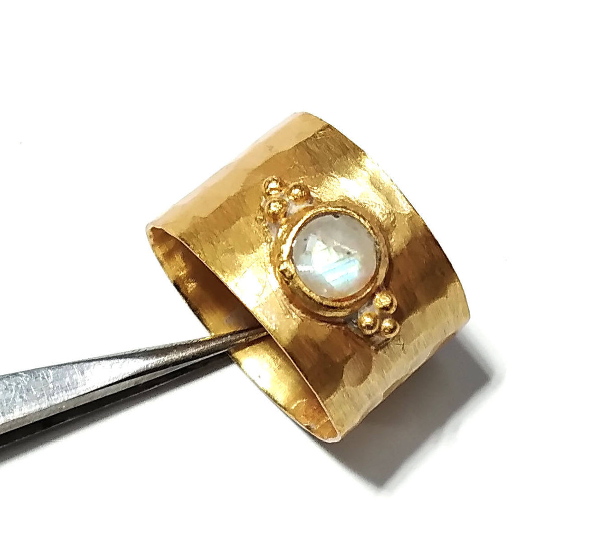Elegant Ring with Cubic Zirconia