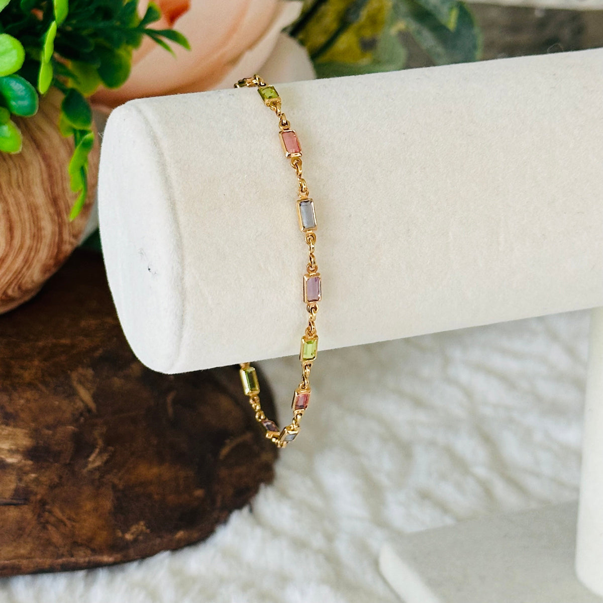 Bracelet with multicoloured rectangular stones