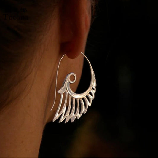 Elegant Wing Earrings for a Light Boho Feather Look