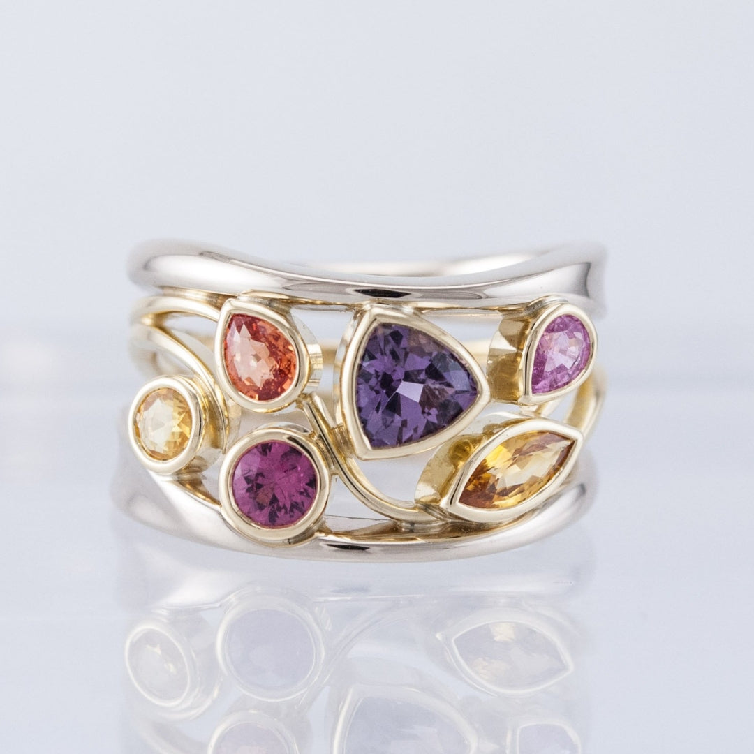 Sparkling Vintage Ring in Blue