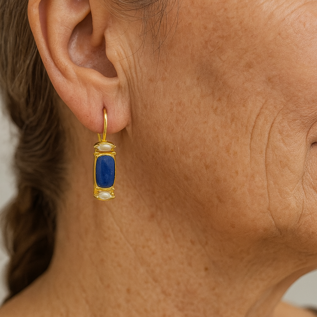 Vintage earrings with sparkling lapis lazuli and freshwater pearls