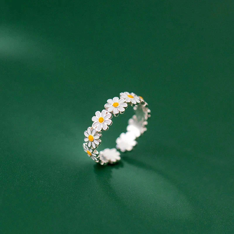 Adjustable Daisy Flower Ring