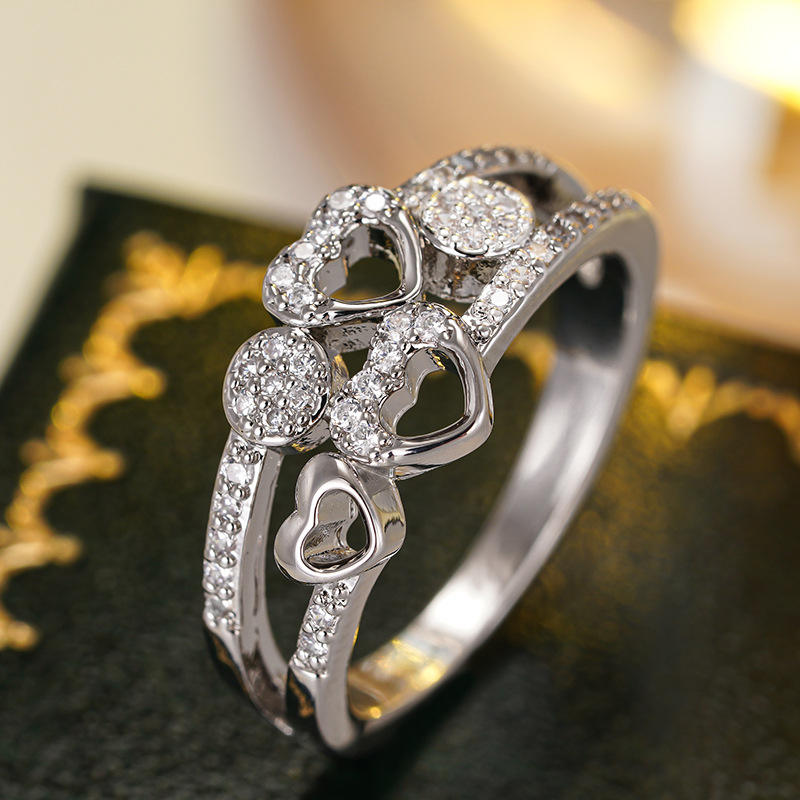 Crystal Heart Ring – Elegance That Captivates