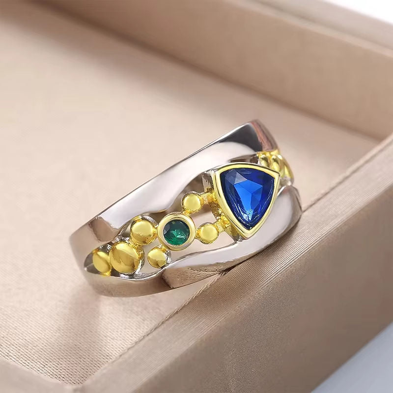 Blue Vintage Ring — Timeless Elegance