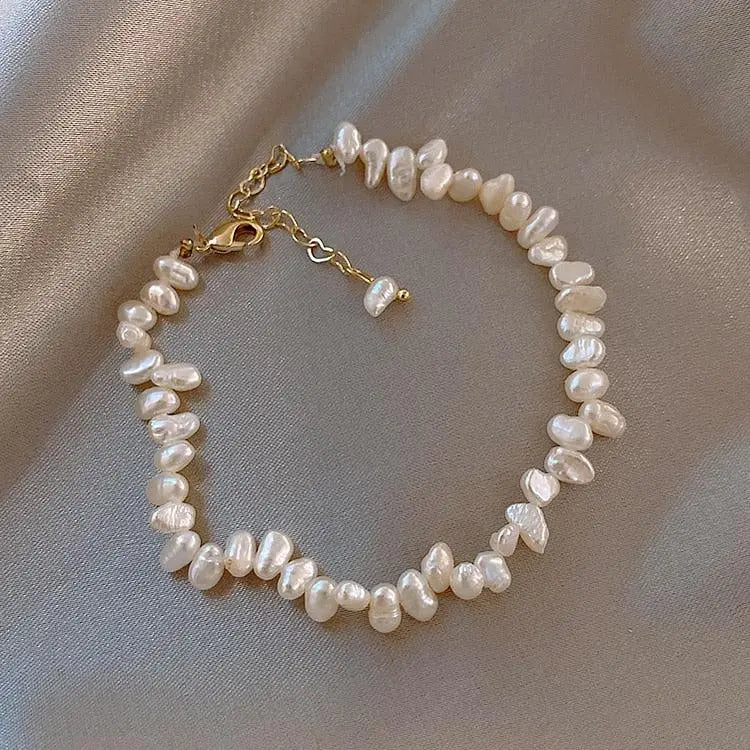 An elegant freshwater pearl bracelet featuring unique baroque pearls
