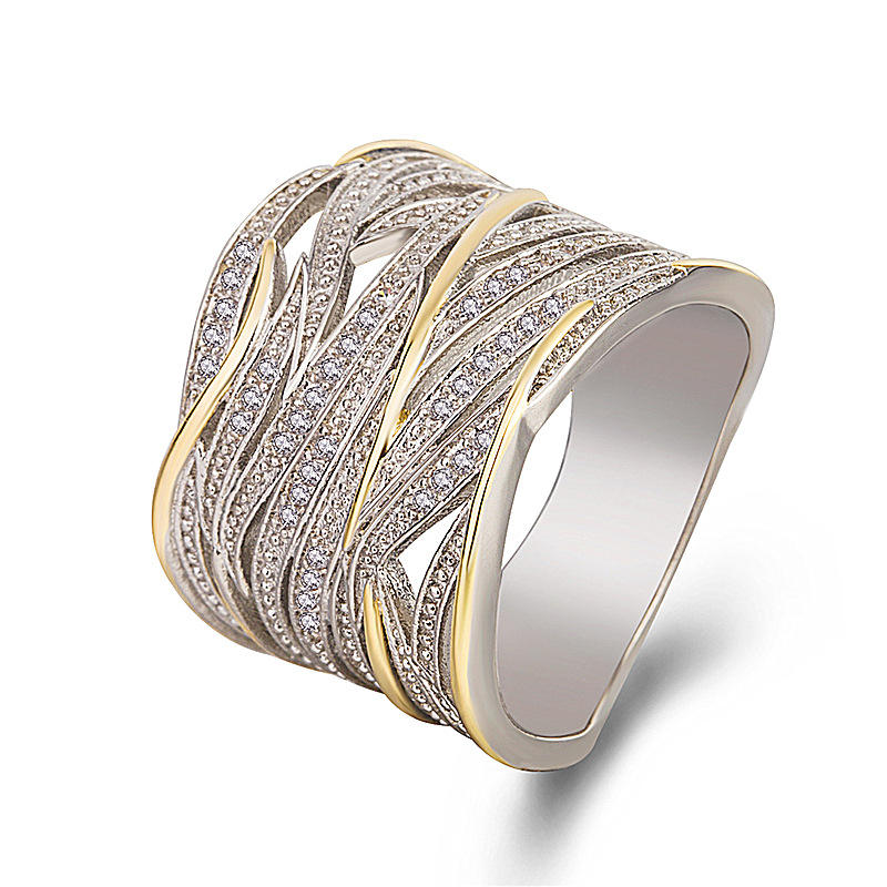 Elegant Gold and Crystal Ring