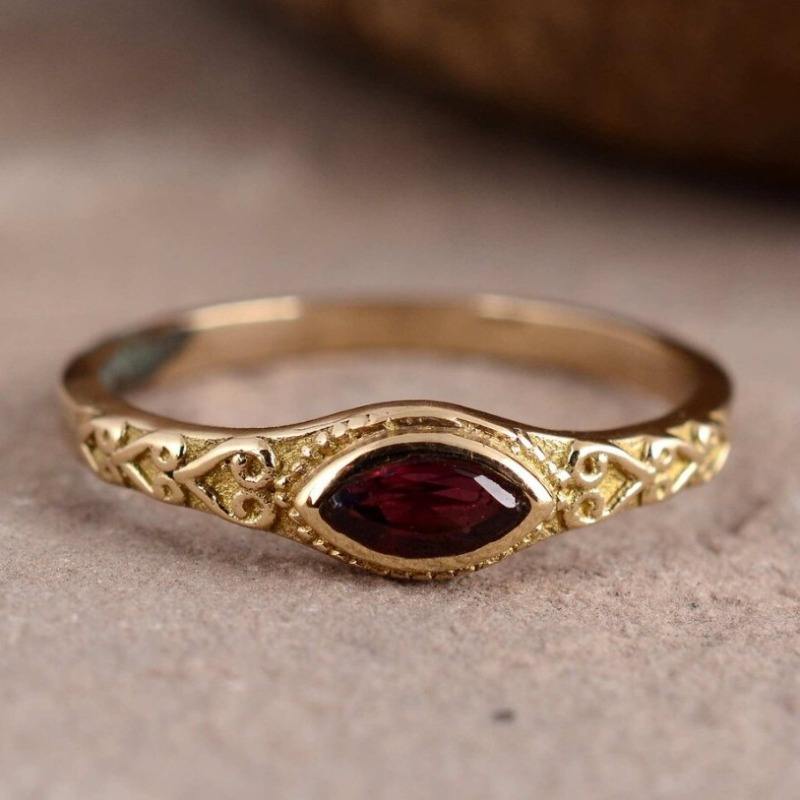 Vintage Gold Ring with Red Crystal