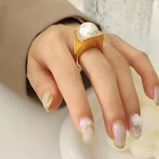 Vintage Ring with Pearl
