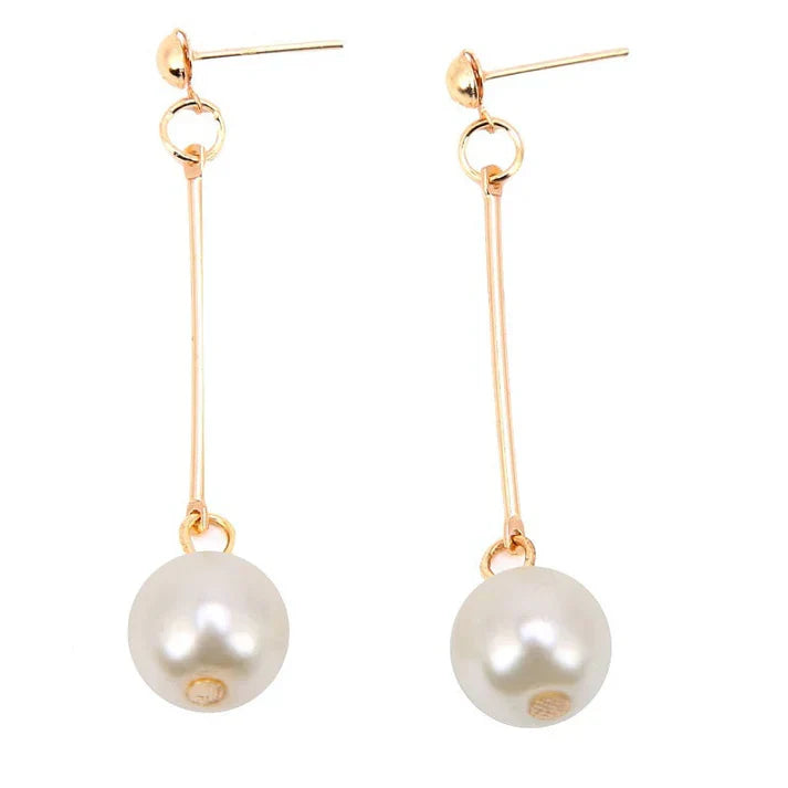 Elegant pearl earrings: long teardrop shape with a bar detail