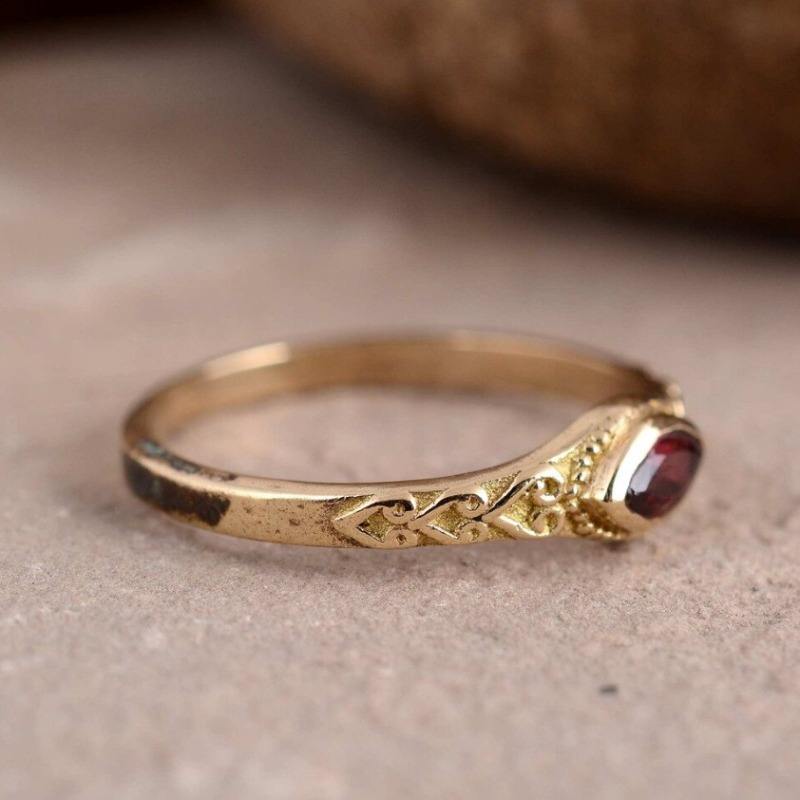 Vintage Gold Ring with Red Crystal