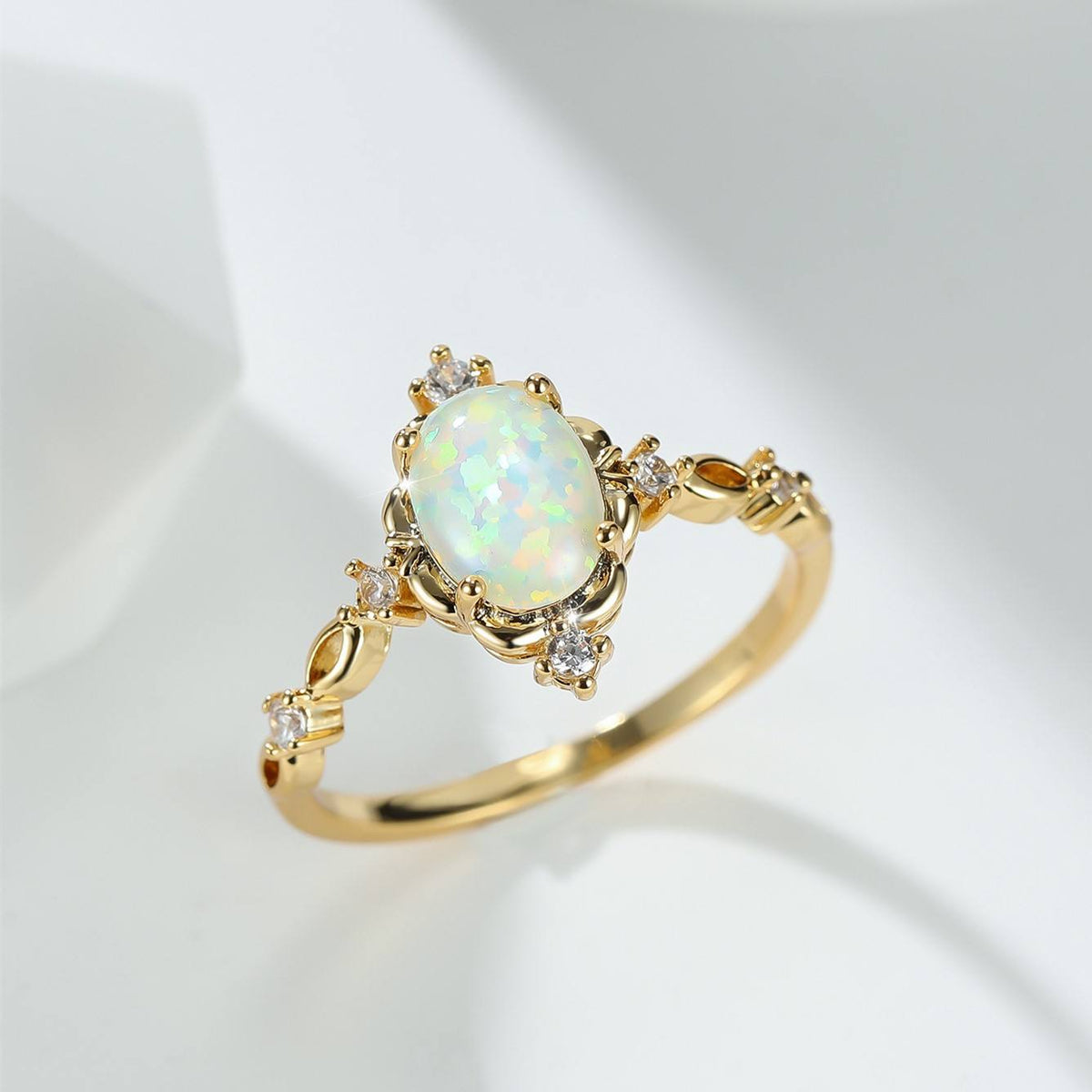 Elegant Vintage Ring with Opal and Cubic Zirconia