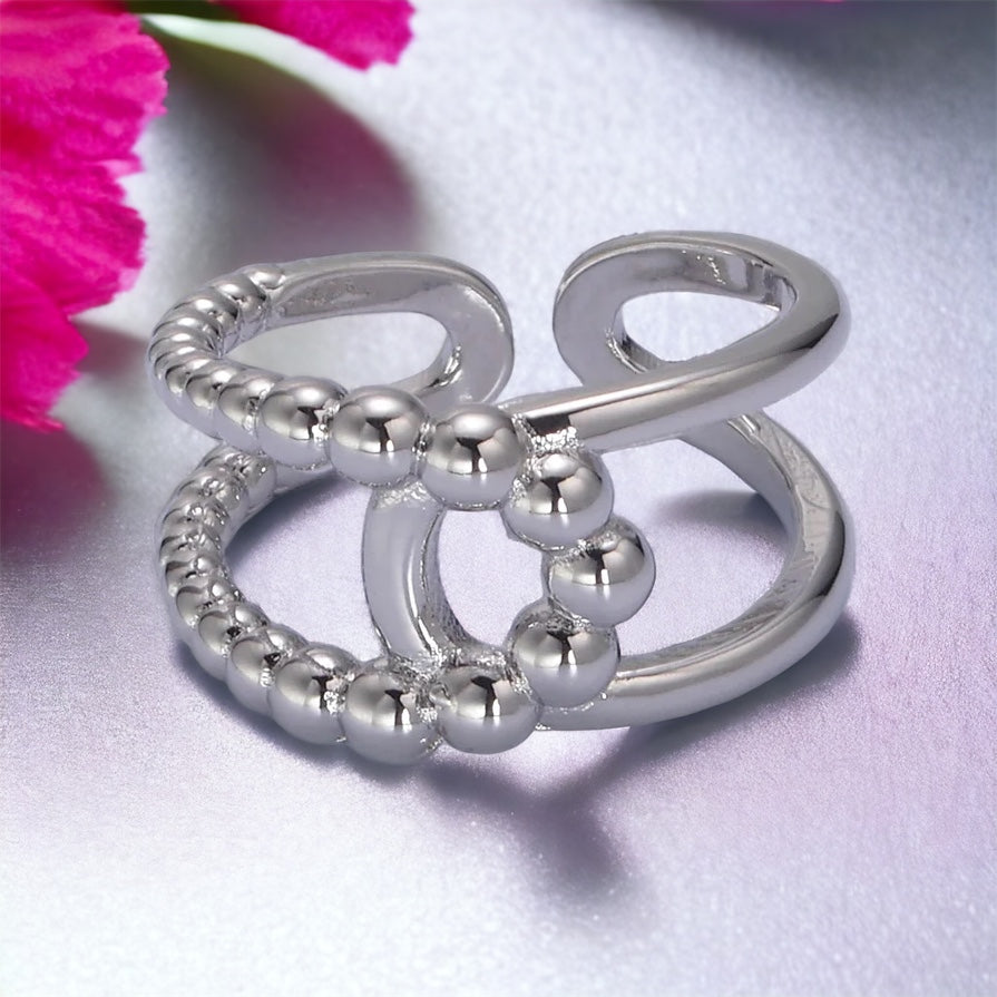 Vintage Ring with Cubic Zirconia Inlays