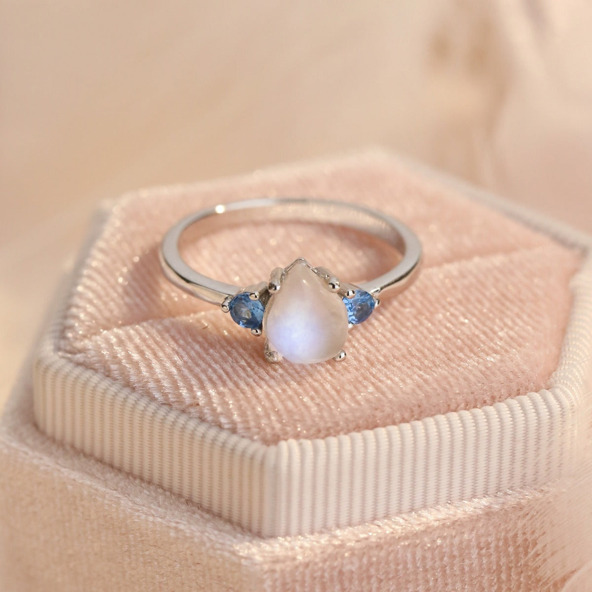 Luiza Moonstone Ring