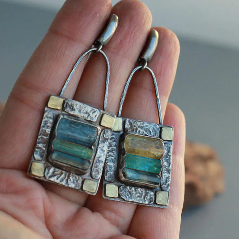Elegant Vintage Earrings with Blue-Green Tourmaline and Structured Look