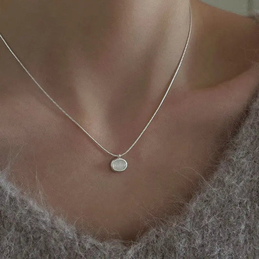 Timeless Necklace with a Sparkling Moonstone Pendant for Elegant Style