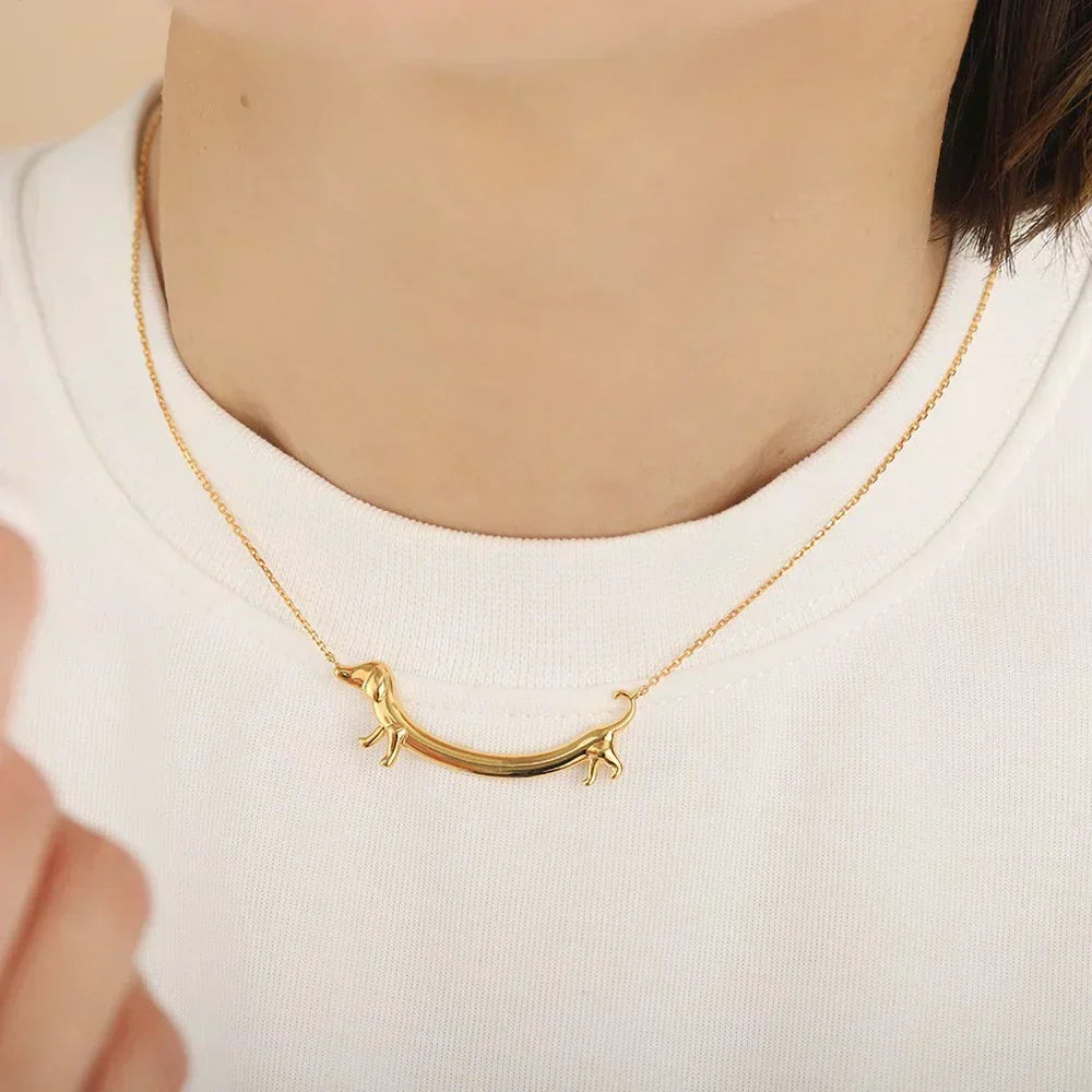 Charming Dachshund Necklace for Animal Lovers and Elegant Outfits