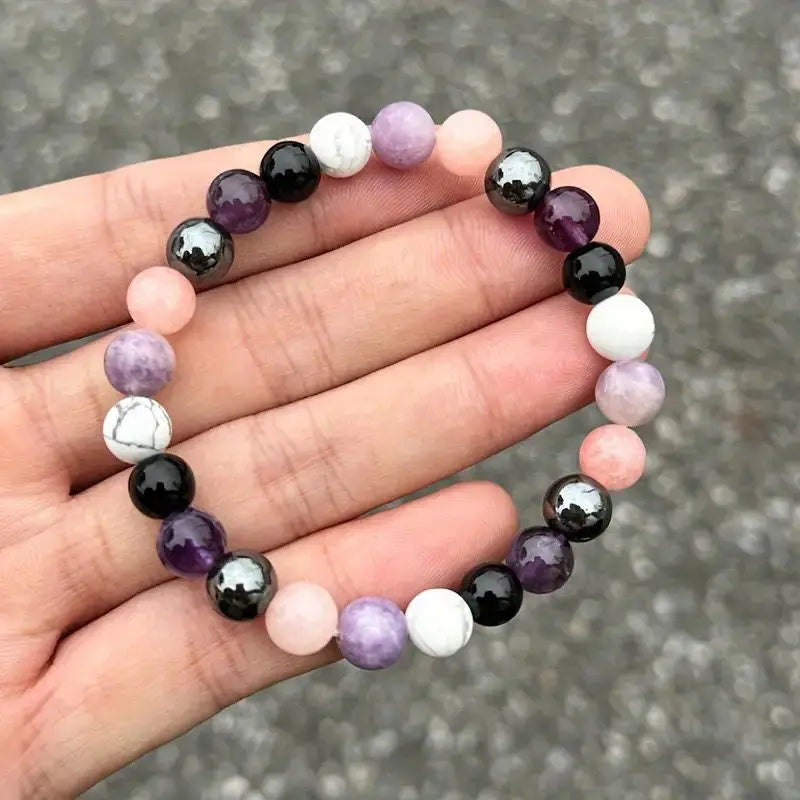 An elegant bracelet made of amethyst, haematite and natural stones