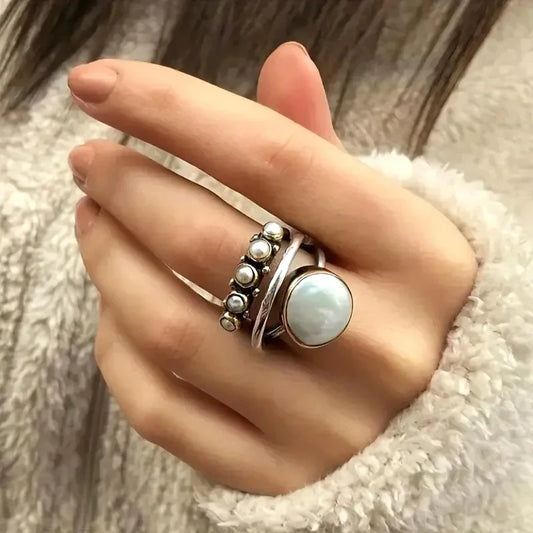 Vintage Ring with Classic Pearl