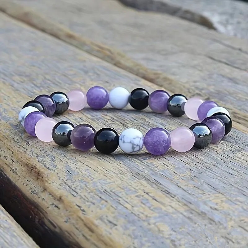 An elegant bracelet made of amethyst, haematite and natural stones