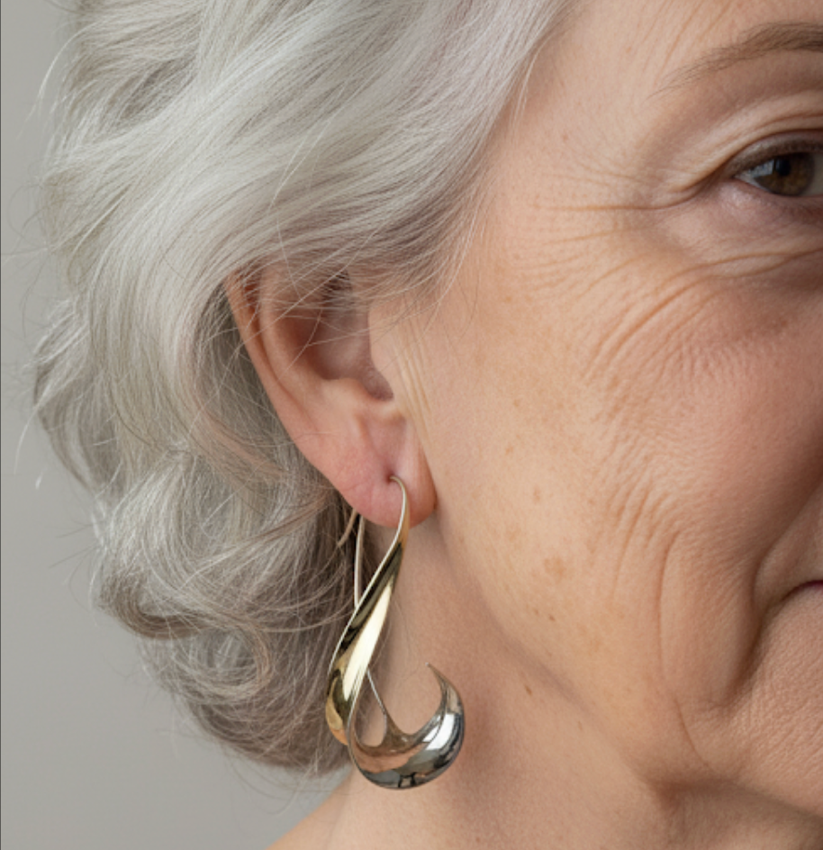 Elegant Vintage Drop Earrings with Two-Tone Design