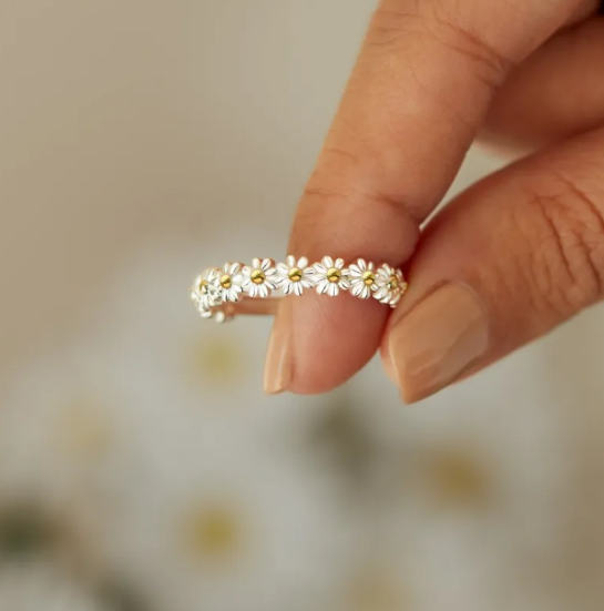 Little Daisy Ring