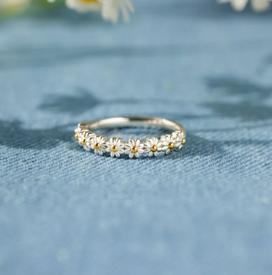 Little Daisy Ring