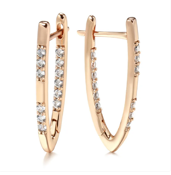 Elegant V-shaped hoop earrings with brilliant-cut cubic zirconia stones