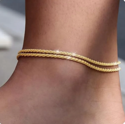 Stylish women’s anklets with delicate or chunky links