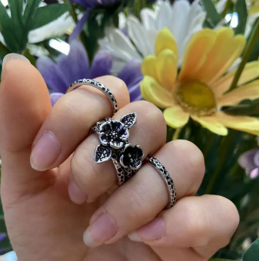 British-Inspired Ring Set