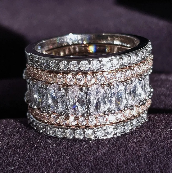 Simple Women's Ring with Stone