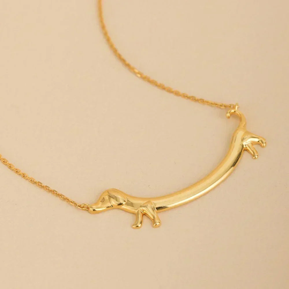 Charming Dachshund Necklace for Animal Lovers and Elegant Outfits