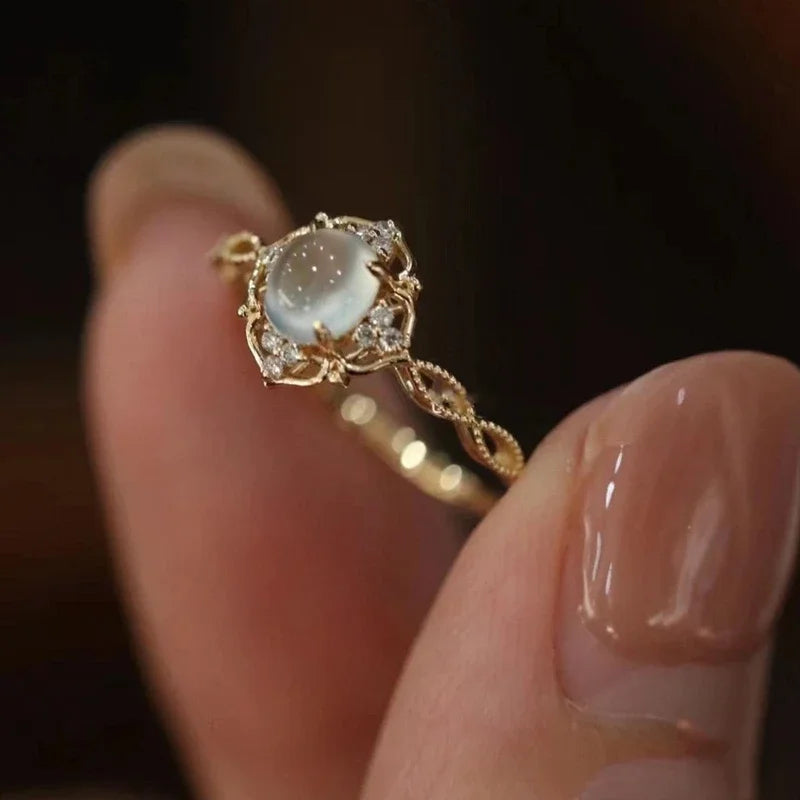 Vintage Ring with Moonstone