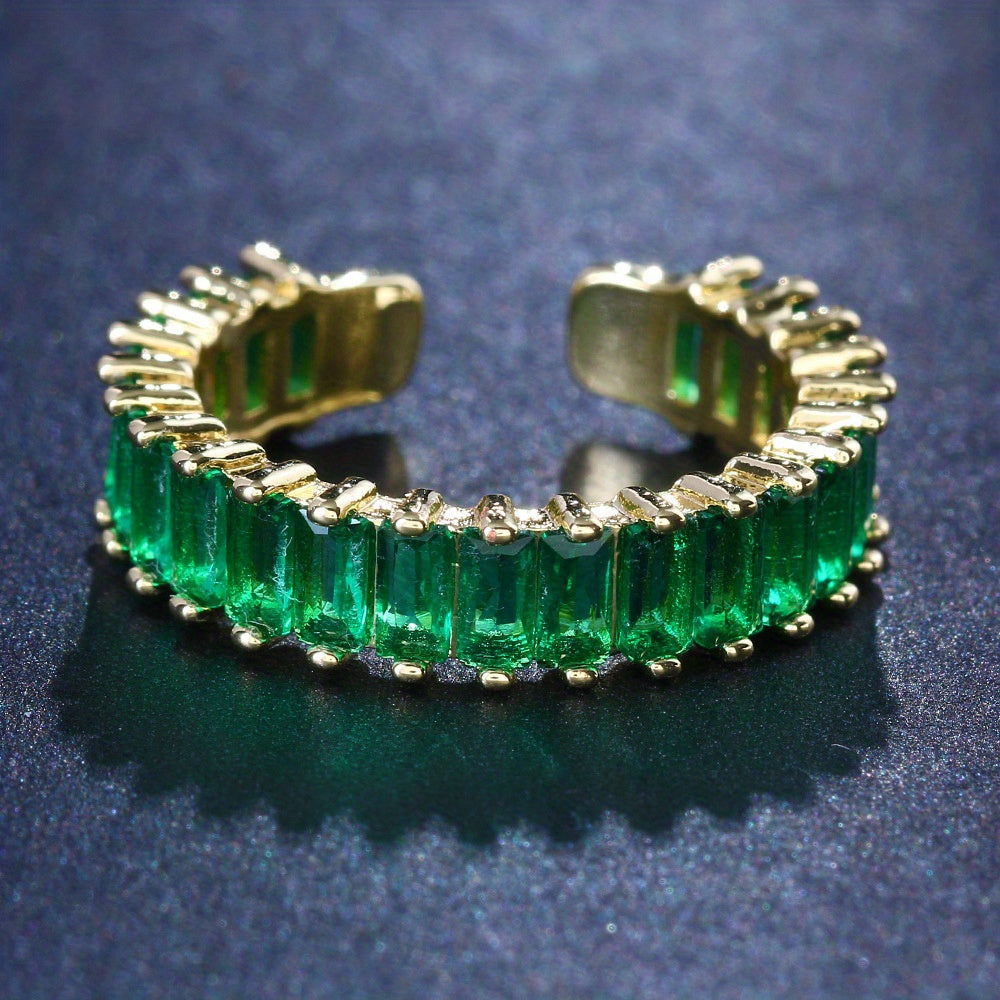 Ring with Emerald Stone