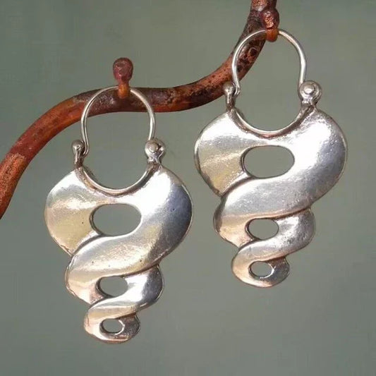 Vintage spiral earrings with an organic design and a curved shape