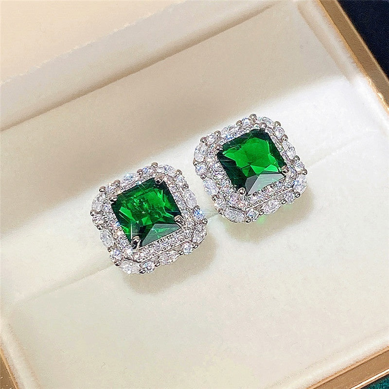 Elegant Emerald Green Zirconia Earrings with Sparkling Setting